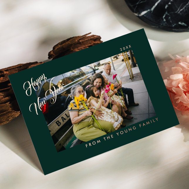 Tarjeta de Año Nuevo Minimalista Moderna Verde Fot (Subido por el creador)