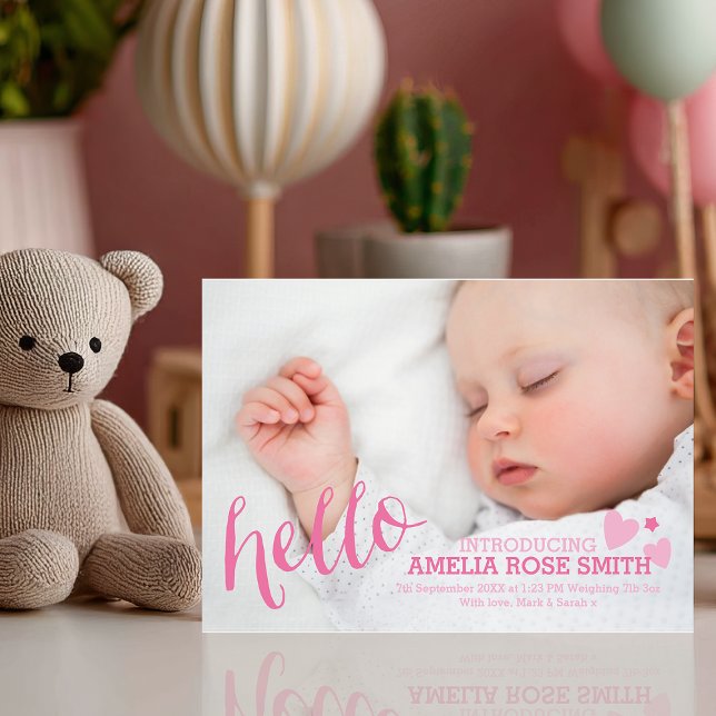 Tarjeta de anuncio/agradecimiento de nueva bebé (Say "hello" to your little one with this charming and customizable baby girl announcement card.)