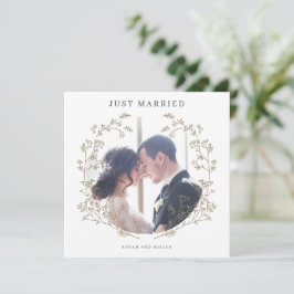 Tarjeta de anuncio de boda recién casados