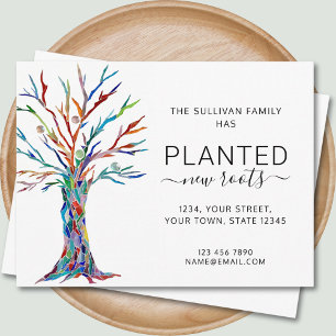 Tarjeta de anuncio de cambio de domicilio con árbo