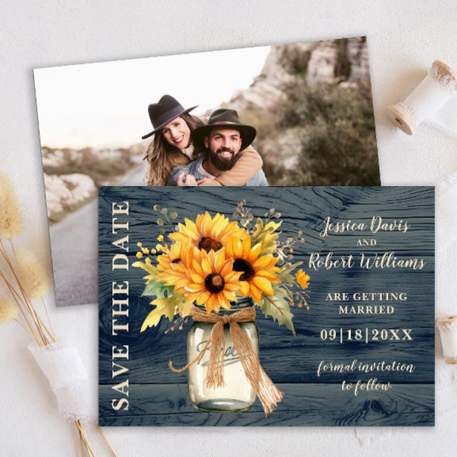Tarjeta de anuncio de fecha de boda con girasol rú (rustic sunflower string lights save the date photo card)