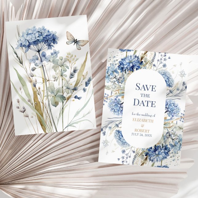 Tarjeta de Anuncio de Fecha de Boda Dusty Blue Cha (French Blue Garden Wildflowers Save The Dates Invitation on a sunny neutral dry palm leaf.)