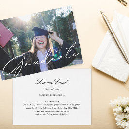 Tarjeta de Anuncio de Graduación con Caligrafía Mo