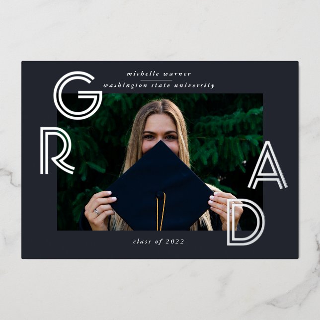 tarjeta de anuncio de graduación con escritura mod (Anverso)