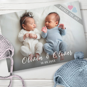 Tarjeta de anuncio de nacimiento de foto gemela