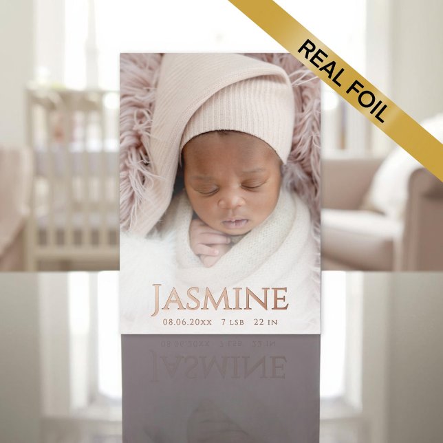 Tarjeta de anuncio de nacimiento de Relieve metali (Rose Gold Foil Birth Announcement Card)