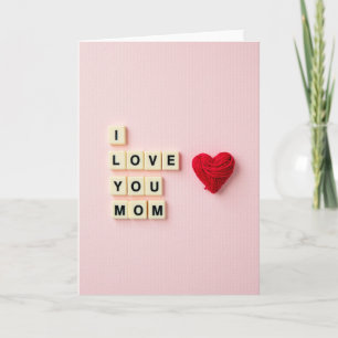 Tarjeta de arte con corazón de lana para mamá