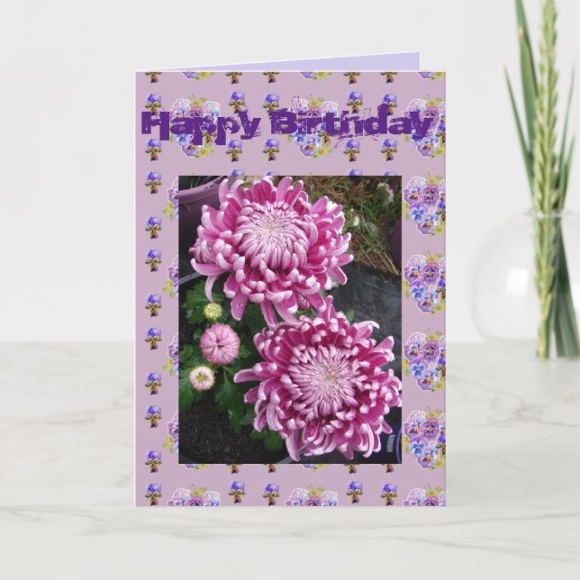 Tarjeta de arte floral con flores moradas de crisa (Anverso)