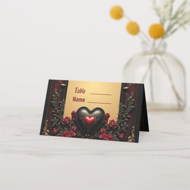 Tarjeta De Asiento Acentos dorados, rosas rojas y un corazón: (Anverso)