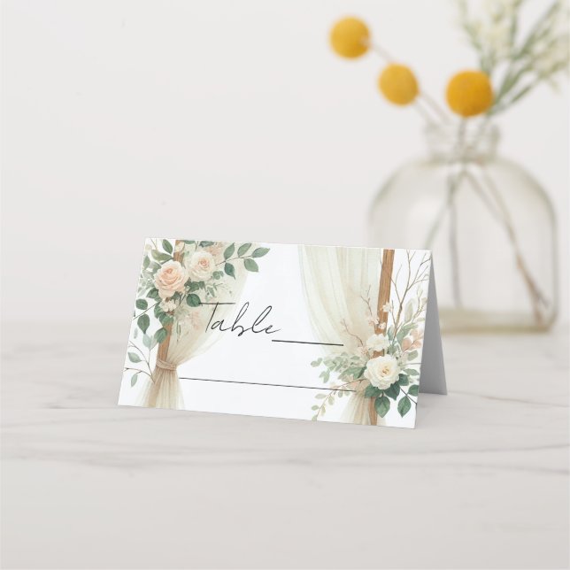 Tarjeta De Asiento Arco de madera floral verde rosas boda rústica (Anverso)