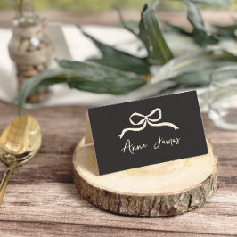 Tarjeta De Asiento Arco dibujado a mano con crema y blanco negro