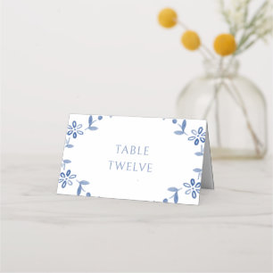 Tarjeta De Asiento Blanco y azul Boda de marco floral