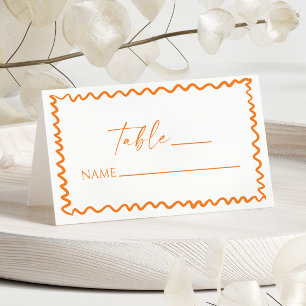 Tarjeta De Asiento Boda caprichosa con borde ondulado de naranja cítr