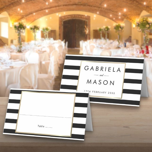 Tarjeta De Asiento Boda de banda clásica | Relieve metalizado dorado  (Classic Stripe Wedding | Faux Gold Foil Place Card)