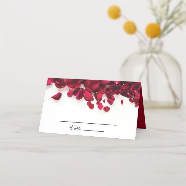 Tarjeta De Asiento Boda de Petales de Rosa Roja (Anverso)