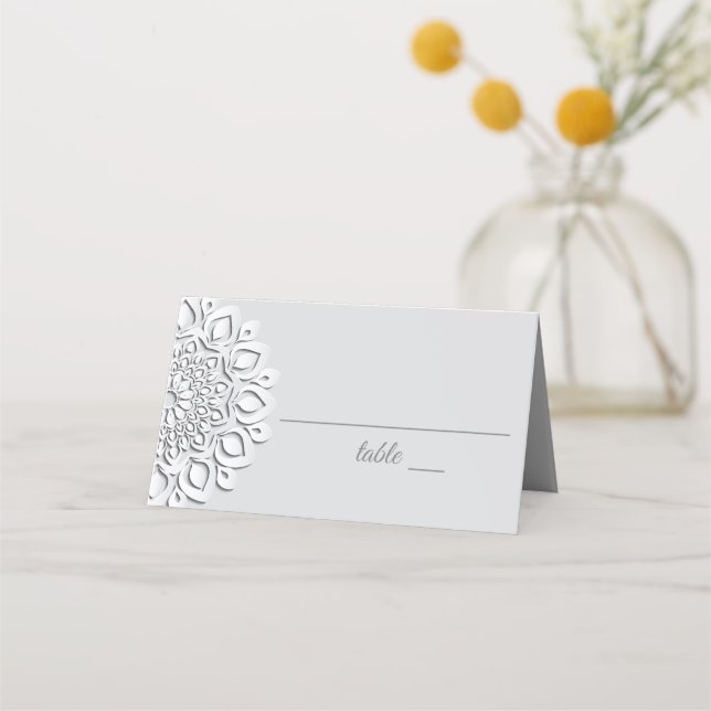 Tarjeta De Asiento Boda de recorte de papel blanco a Mandala (Anverso)