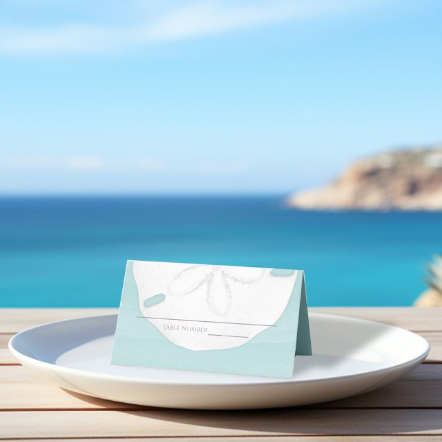 Tarjeta De Asiento Boda Elegante Asiento De Recepción En La Playa (Wedding table place card with a simple sand dollar. )