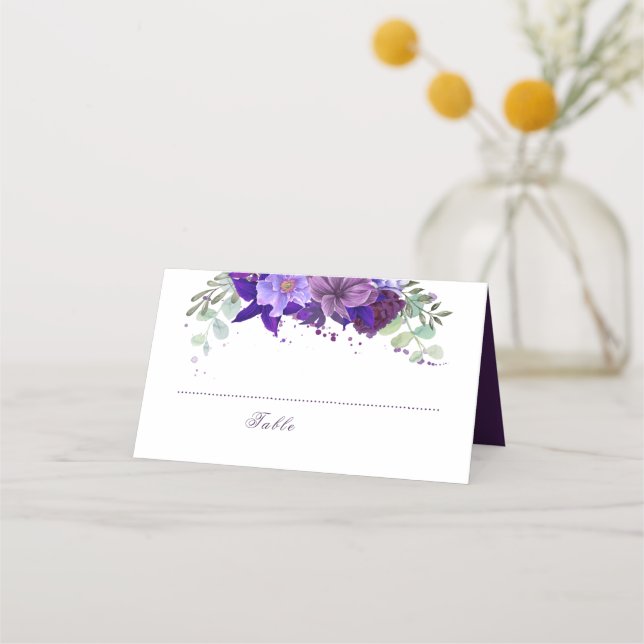 Tarjeta De Asiento Boda elegante con flores moradas de ciruela y viol (Anverso)
