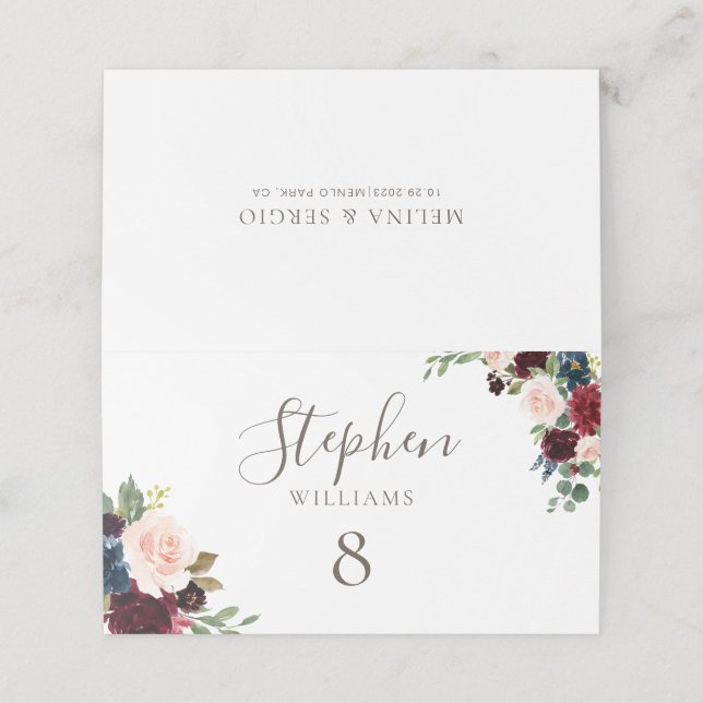 Tarjeta De Asiento Boda Fancy Classic Flowers (Exterior desplegado)