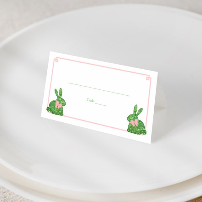 Tarjeta De Asiento Brunéi de Pascua Preppy Pink Green Boxwood Rabbit  (Preppy pink and green boxwood topiary bunny baby girl shower place cards or food tents)