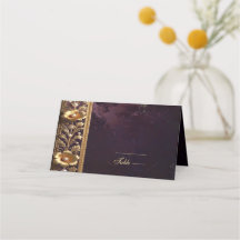 Tarjeta de asiento con adorno floral dorado y perl