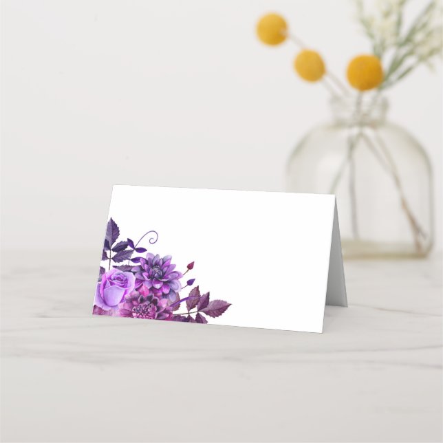 Tarjeta de asiento con flores moradas. floral boda (Anverso)