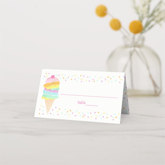 Tarjeta De Asiento Crema de hielo de arcoiris suave cumpleaños (Anverso)