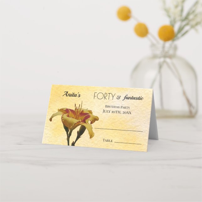 Tarjeta De Asiento Cuarenta y fantásticos cumpleaños amarillo y rojo  (Anverso)