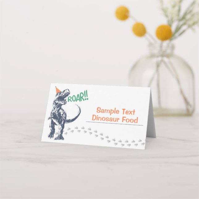 Tarjeta De Asiento Cumpleaños del dinosaurio T-Rex con sombrero de fi (Anverso)