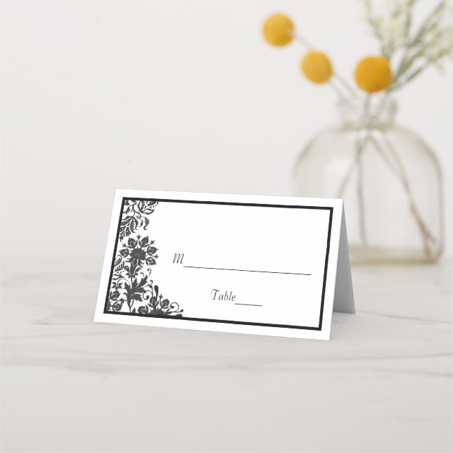 Tarjeta De Asiento Damasco floral blanco y negro doblado (Anverso)