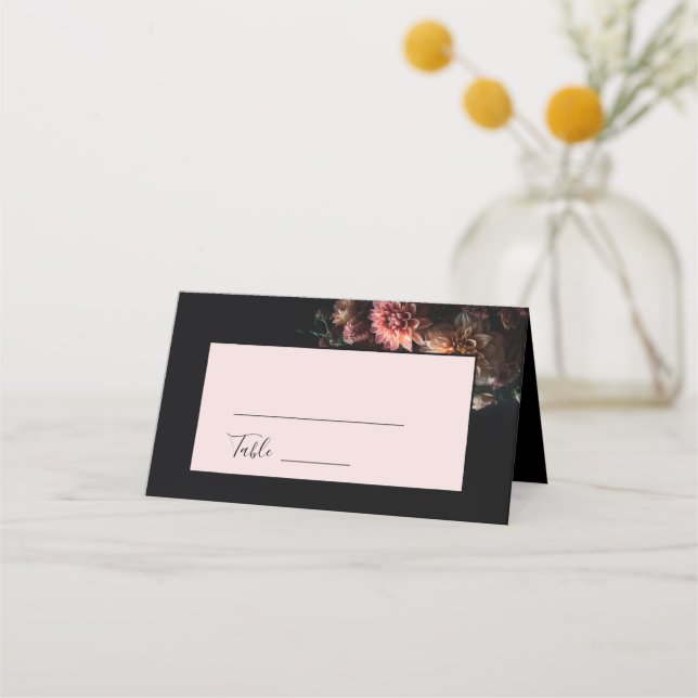 Tarjeta De Asiento Dark Moody Realistic Flowers Wedding (Anverso)
