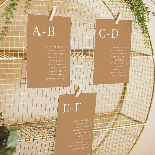 Tarjeta de Asiento de Boda de Terracota Alfabetica