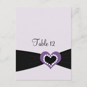 Tarjeta de asiento de mesa con cinta negra y coraz