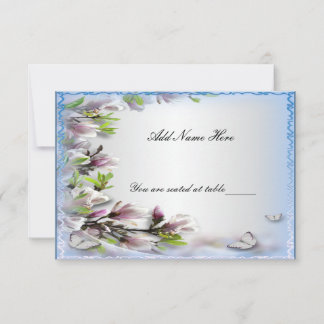 Tarjeta de asiento de mesa de mariposa floral mora