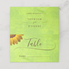 Tarjeta De Asiento Flores amarillas sobre el Boda Verde abstracto