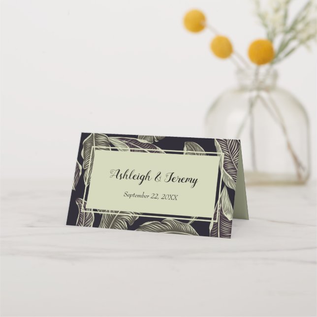 Tarjeta De Asiento Foliage Tropical Sage Green Black Script Boda (Anverso)