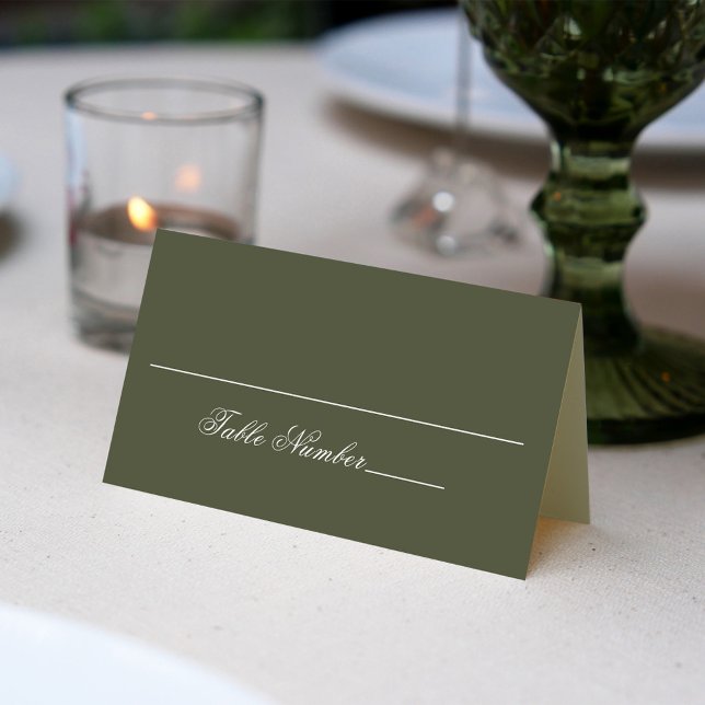 Tarjeta De Asiento Número de mesa para invitado de boda en verde oliv (Olive green wedding place card with stylish calligraphy script. )