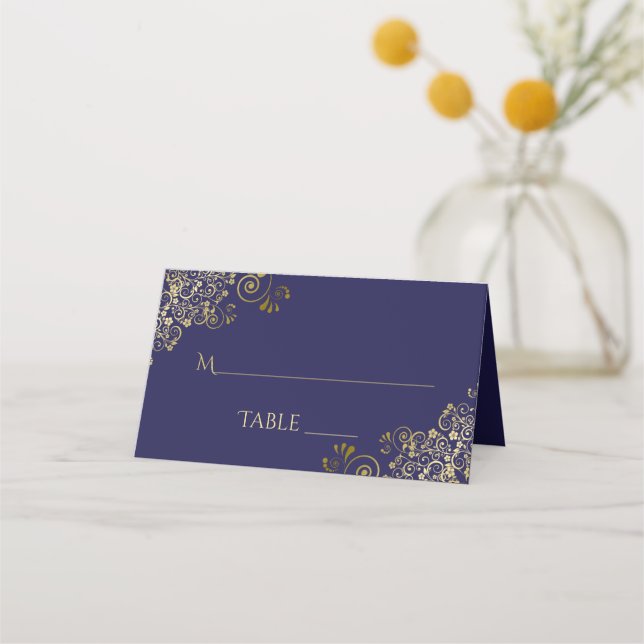 Tarjeta De Asiento Oro Lacy Filigree en escritura de Boda azul de la  (Reverso)