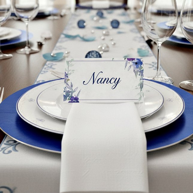 Tarjeta De Asiento Presupuesto en blanco boda floral morado y azul (Subido por el creador)