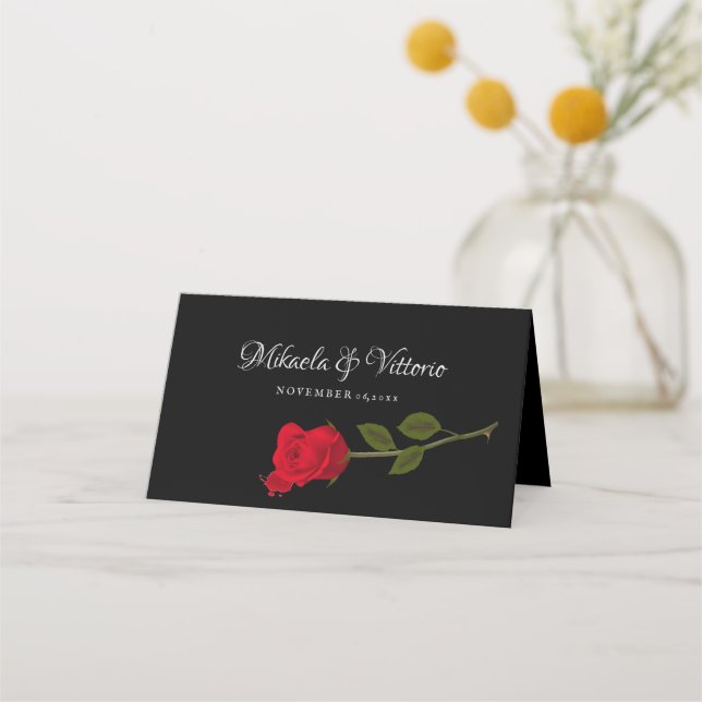 Tarjeta De Asiento Rosa sangriento elegante Boda gótico negro (Anverso)
