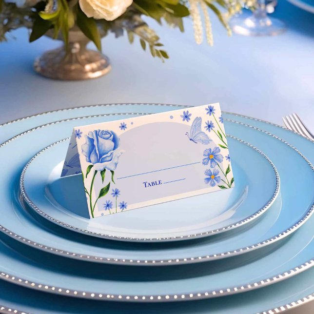 Tarjeta De Asiento Rosas florales y mariposa Quinceañera (Light Blue Floral Roses & Butterfly Quinceañera Place Card)