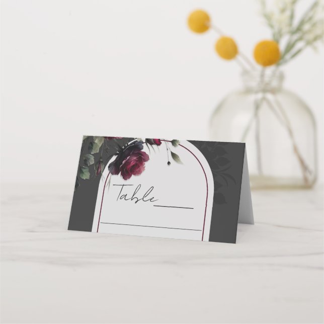 Tarjeta De Asiento Roses rojos burdeos Boda floral gris oscuro (Anverso)