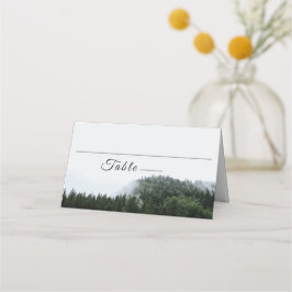 Tarjeta De Asiento Rústico Boda Forestal Rain Foggy Pine Trees