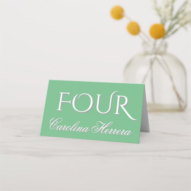 Tarjeta De Asiento Sage Green Elegant Script Guest Name Number (Reverso)