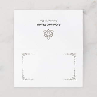 Tarjeta De Asiento Símbolos celtas y follaje en blanco