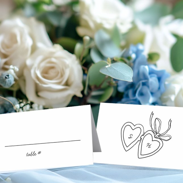 Tarjeta De Asiento Whimsical Heart Locket Doodle Sketch PERSONALIZADO (Whimsical Heart Locket Doodle Sketch Modern CUSTOM Place Card
)