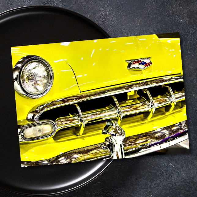 Tarjeta de auto Chevrolet clásica amarilla (Subido por el creador)