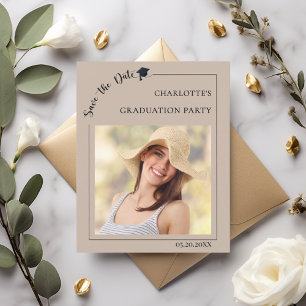 Tarjeta de aviso de graduación con foto mocha beig