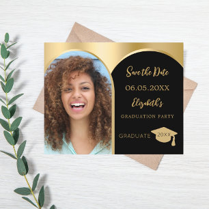 Tarjeta de aviso de graduación en negro con arco d