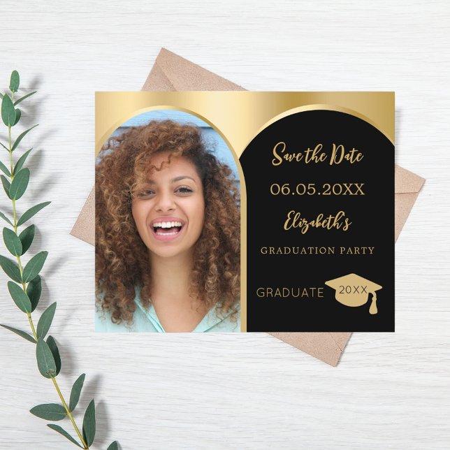 Tarjeta de aviso de graduación en negro con arco d (Subido por el creador)
